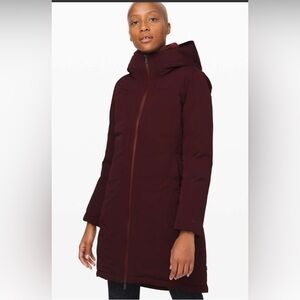 Lululemon SNOW WARRIOR PARKA size 4 Garnet Color